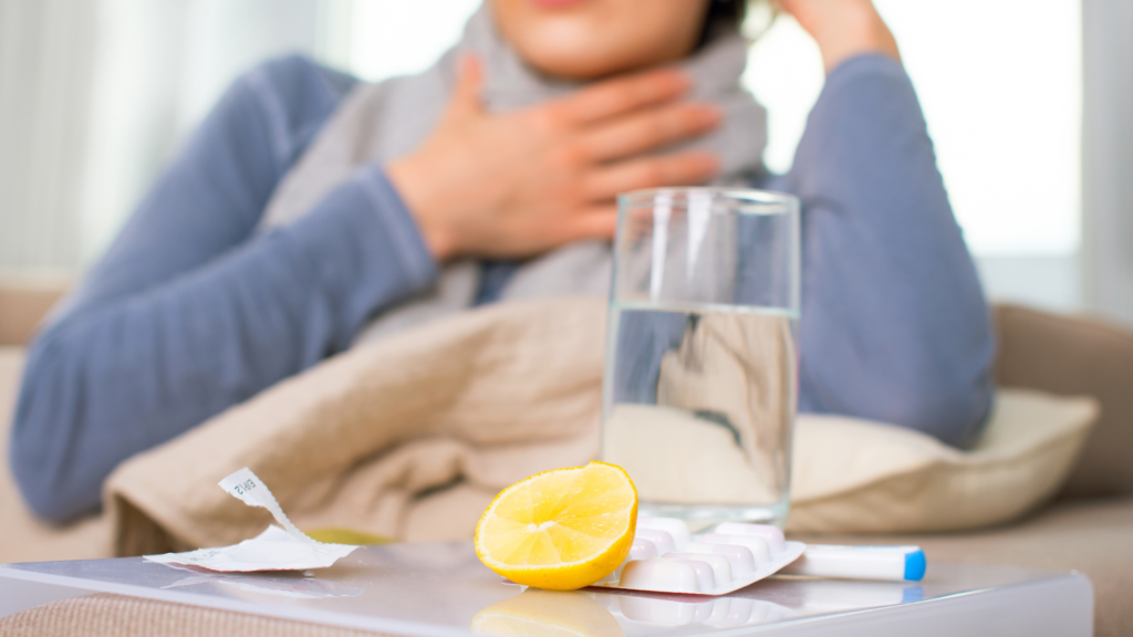 Jak chronić się przed przeziębieniem i grypą: porady dotyczące wzmocnienia układu odpornościowego w okresie jesieni